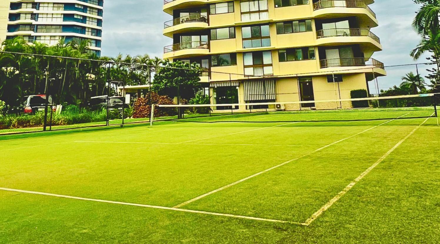 Broadwater Shores Waterfront Apartments Guldkusten Exteriör bild